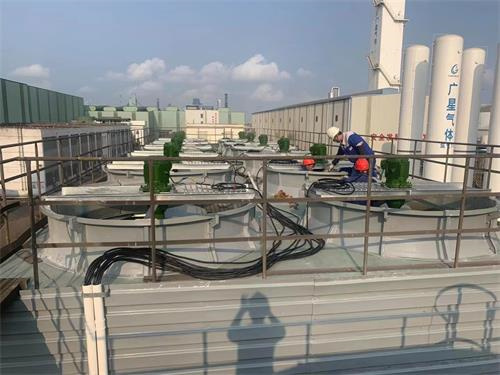 閉式冷卻塔有哪些比較節(jié)能的方法？(閉式冷卻塔需要加